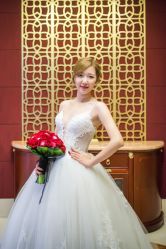 -艾米丽婚纱礼服