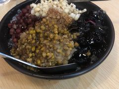仙草黑糖刨冰-张妈台式锅烧(深大店)