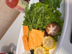 -老牌坊云南鱼豆花火锅(哈西万达店)