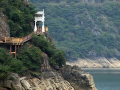 -汉中石门栈道景区