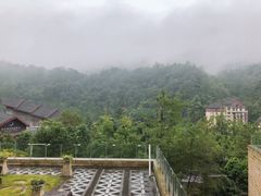 -中铁花水湾温泉酒店(大邑店)