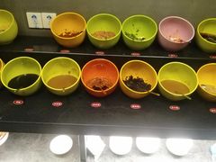 自助调料区-红顶老汉烧鸡公羊蝎子火锅(学士街店)