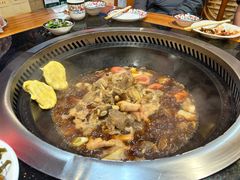-粘豆包铁锅炖二部(温泉街店)