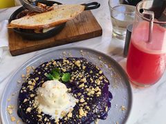 -The Sunny Side Cafe Station 1