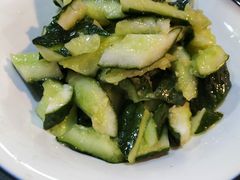 -虾弄弄海派小龙虾·牛羊蝎子火锅