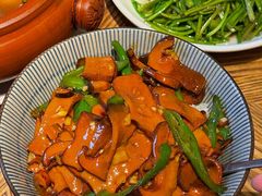 -小喜客·云南特色菜(纳西庭院店)