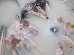 -美顺香食府鱼头老店(雪野湖店)