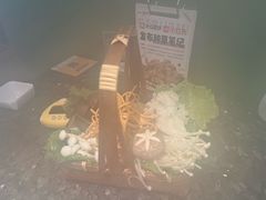 -一席地·本地鸡窝·杭帮鸡火锅(萧山银隆百货店)