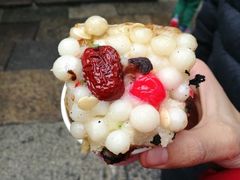 水果馅梅花糕-瞻园面馆鸭血粉丝汤(老门东店)