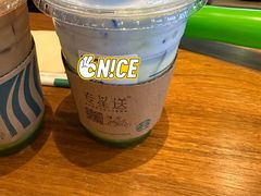 -星巴克臻选(北京太阳宫凯德店)