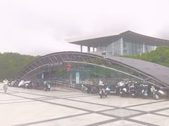 -上海科技馆(地铁站)