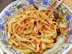 老北京炸酱面-门框胡同百年卤煮(新街口店)