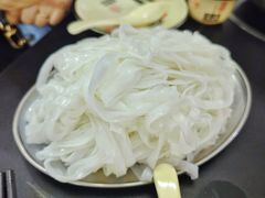 -周良天山牛杂城(天山路总店)