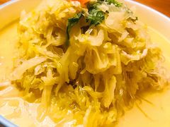 东北酸菜炒粉-老江南春·中国龙菜(衡山路店)