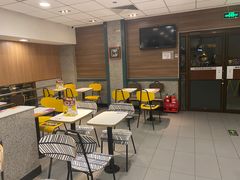-麦当劳(东大桥店)