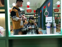 -逸丝风尚专注烫染