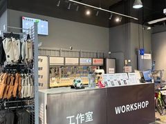 -迪卡侬(大英山店)