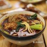 配着精酿美极了。不喝后悔。杏皮茶也好喝，解腻