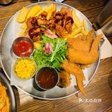 每次来他家都会点一份海鲜面，个人比较喜欢甜辣口味