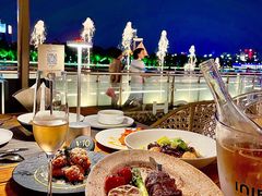 -MONICH牛排融合餐厅(和义大道购物中心店)