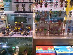 -泡泡玛特POPMART(杭州乐堤港店)