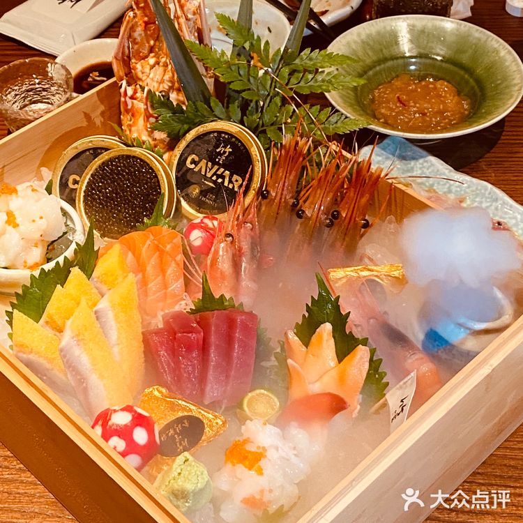 竹哩终于来绍兴了，刺身吃到撑