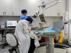 -美酷口腔牙齿矫正(江桥万达店)