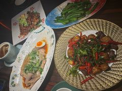 -粤·向群饭店(麓景路店)