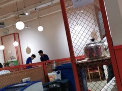 大堂-鸡遇虾煲干锅火锅(小寨金莎店)