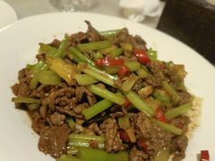 -嘉丰湘菜馆(芳群园店)