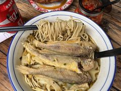 -小河无名面馆