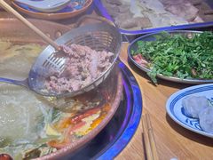 -洱火云南酸菜牛肉火锅(石景山当代商城店)