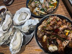 -蚝堡海鲜·威海菜·海肠捞饭·烧烤·亚洲吃蚝公司(幸福门店)