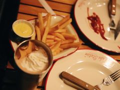 特色薯条配奶酪酱-Tubestation站点比萨(五道营店)