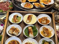 -围炉肉舍•炭烤活鳗•丹东海鲜烤肉(步行街店)