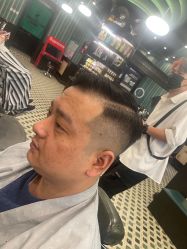 -海文先生国潮烫染男士理发馆