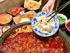 -周小明火锅(黑金冠社区店)