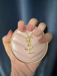 -花岐款式专研健康美甲沙龙