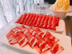 -海底捞火锅鲜切牛肉主题店(长寿路店)