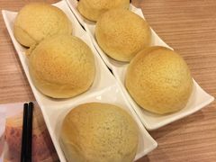 酥皮焗叉烧包-添好运点心专门店(中环IFC店)