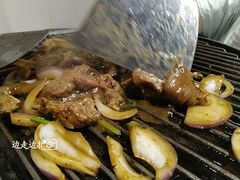 -燚店·铁板鱼蛙·烤肉·烤串(北新桥店)