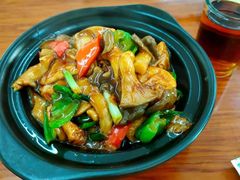 -胡子饮食店
