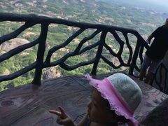 -玻璃桥景区石牛寨