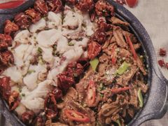 -小鱼小牛·鱼牛干锅·脆鱼火锅(世欧广场店)