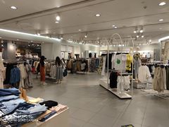 -H&M(华润万象城店)
