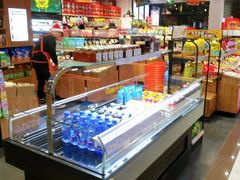 面包甜点陈列柜-浦东食品城(华诚大厦店)