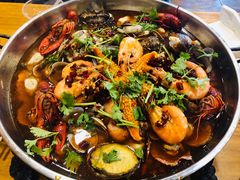 -老东镇啤酒屋海鲜加工·蒸汽海鲜·海鲜烧烤(台东店)