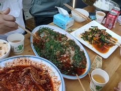 -洪平血旺椒麻鸡雅鱼饭店(熊猫大道店)