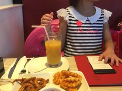 -必胜客(武汉欢乐谷店)
