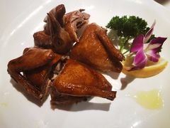 招牌红烧乳鸽-太平馆西餐厅(北京路店)